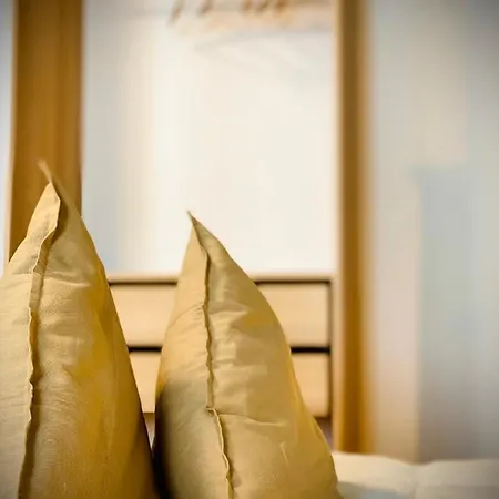 Πανσιόν Crops 4*